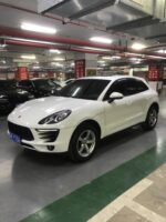 2016 Porche Macan - Image 3